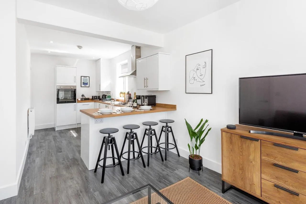 Beautiful Apartment In Leafy Victorian Neighbourhood Кардифф 0*,