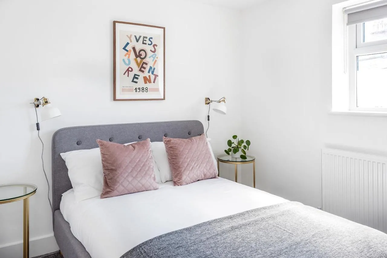 Beautiful Apartment In Leafy Victorian Neighbourhood Кардифф